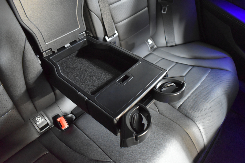 メルセデスベンツ Cクラス C200ﾜｺﾞﾝ AVG AMGﾗｲﾝ ﾚｰﾀﾞｰｾｰﾌﾃｨP 後期 AMGｴｱﾛ18AW ｴｱｻｽ 革 ﾃﾞｨｽﾄﾛﾆｯｸ ﾌﾞﾗｲﾝﾄﾞｽﾎﾟｯﾄ ﾚｰﾝｷｰﾌﾟ ﾅﾋﾞTV ﾊﾞｯｸｶﾒﾗ ｵｰﾄﾃｰﾙｹﾞｰﾄ ｷｰﾚｽｺﾞｰ 2年保証