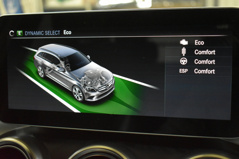 メルセデスベンツ Cクラス C200ﾜｺﾞﾝ AVG AMGﾗｲﾝ ﾚｰﾀﾞｰｾｰﾌﾃｨP 後期 AMGｴｱﾛ18AW ｴｱｻｽ 革 ﾃﾞｨｽﾄﾛﾆｯｸ ﾌﾞﾗｲﾝﾄﾞｽﾎﾟｯﾄ ﾚｰﾝｷｰﾌﾟ ﾅﾋﾞTV ﾊﾞｯｸｶﾒﾗ ｵｰﾄﾃｰﾙｹﾞｰﾄ ｷｰﾚｽｺﾞｰ 2年保証