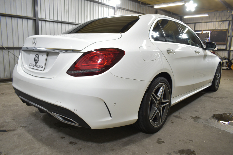メルセデスベンツ Cクラス C220d ﾛｰﾚｳｽED ｽﾎﾟｰﾂﾌﾟﾗｽP ﾚｰﾀﾞｰｾｰﾌﾃｨP 後期 ﾋｰﾀｰ革 HUD ﾊﾞｯｸｶﾒﾗ 液晶ﾒｰﾀｰ ﾌｯﾄｹﾞｰﾄ ﾜｲﾔﾚｽC AMGｴｱﾛ18AW ﾃﾞｨｽﾄﾛ ﾌﾞﾗｲﾝﾄﾞS ﾅﾋﾞTV ｷｰﾚｽｺﾞｰ 2年保証