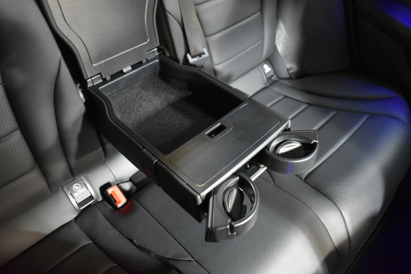 メルセデスベンツ Cクラス C220d ﾛｰﾚｳｽED ｽﾎﾟｰﾂﾌﾟﾗｽP ﾚｰﾀﾞｰｾｰﾌﾃｨP 後期 ﾋｰﾀｰ革 HUD ﾊﾞｯｸｶﾒﾗ 液晶ﾒｰﾀｰ ﾌｯﾄｹﾞｰﾄ ﾜｲﾔﾚｽC AMGｴｱﾛ18AW ﾃﾞｨｽﾄﾛ ﾌﾞﾗｲﾝﾄﾞS ﾅﾋﾞTV ｷｰﾚｽｺﾞｰ 2年保証