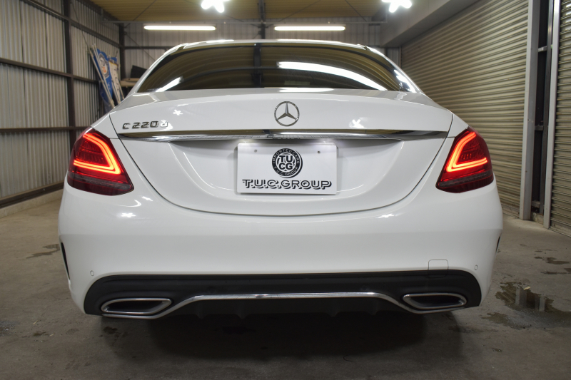 メルセデスベンツ Cクラス C220d ﾛｰﾚｳｽED ｽﾎﾟｰﾂﾌﾟﾗｽP ﾚｰﾀﾞｰｾｰﾌﾃｨP 後期 ﾋｰﾀｰ革 HUD ﾊﾞｯｸｶﾒﾗ 液晶ﾒｰﾀｰ ﾌｯﾄｹﾞｰﾄ ﾜｲﾔﾚｽC AMGｴｱﾛ18AW ﾃﾞｨｽﾄﾛ ﾌﾞﾗｲﾝﾄﾞS ﾅﾋﾞTV ｷｰﾚｽｺﾞｰ 2年保証