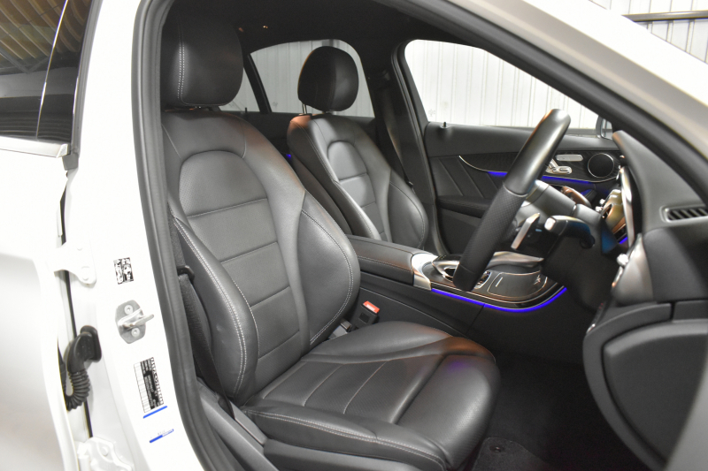 メルセデスベンツ Cクラス C220d ﾛｰﾚｳｽED ｽﾎﾟｰﾂﾌﾟﾗｽP ﾚｰﾀﾞｰｾｰﾌﾃｨP 後期 ﾋｰﾀｰ革 HUD ﾊﾞｯｸｶﾒﾗ 液晶ﾒｰﾀｰ ﾌｯﾄｹﾞｰﾄ ﾜｲﾔﾚｽC AMGｴｱﾛ18AW ﾃﾞｨｽﾄﾛ ﾌﾞﾗｲﾝﾄﾞS ﾅﾋﾞTV ｷｰﾚｽｺﾞｰ 2年保証