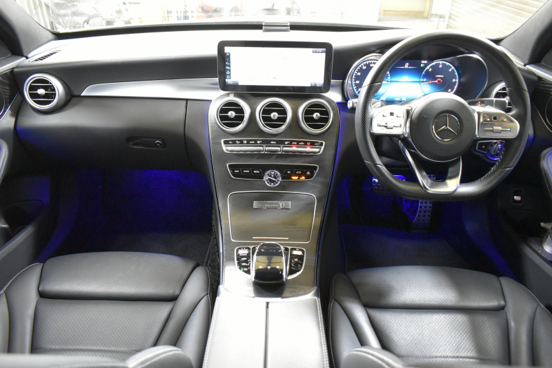 メルセデスベンツ Cクラス C220d ﾛｰﾚｳｽED ｽﾎﾟｰﾂﾌﾟﾗｽP ﾚｰﾀﾞｰｾｰﾌﾃｨP 後期 ﾋｰﾀｰ革 HUD ﾊﾞｯｸｶﾒﾗ 液晶ﾒｰﾀｰ ﾌｯﾄｹﾞｰﾄ ﾜｲﾔﾚｽC AMGｴｱﾛ18AW ﾃﾞｨｽﾄﾛ ﾌﾞﾗｲﾝﾄﾞS ﾅﾋﾞTV ｷｰﾚｽｺﾞｰ 2年保証