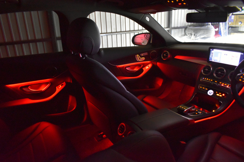 メルセデスベンツ Cクラス C220d ﾛｰﾚｳｽED ｽﾎﾟｰﾂﾌﾟﾗｽP ﾚｰﾀﾞｰｾｰﾌﾃｨP 後期 ﾋｰﾀｰ革 HUD ﾊﾞｯｸｶﾒﾗ 液晶ﾒｰﾀｰ ﾌｯﾄｹﾞｰﾄ ﾜｲﾔﾚｽC AMGｴｱﾛ18AW ﾃﾞｨｽﾄﾛ ﾌﾞﾗｲﾝﾄﾞS ﾅﾋﾞTV ｷｰﾚｽｺﾞｰ 2年保証