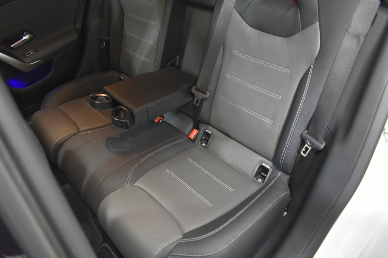 メルセデスベンツ CLAクラス CLA200d ｼｭｰﾃｨﾝｸﾞﾌﾞﾚｰｸ AMGﾗｲﾝ AMGﾚｻﾞｰｴｸｽｸﾙｰｼﾌﾞP ｱﾄﾞﾊﾞﾝｽﾄﾞP ﾅﾋﾞｹﾞｰｼｮﾝP ﾚｰﾀﾞｰｾｰﾌﾃｨP ﾊﾟ1ｵｰﾅｰ車両 ﾉﾗﾏｻﾝﾙｰﾌ 革 AMGｴｱﾛ18AW MBUXﾅﾋﾞTV HUD 360ｶﾒﾗ ﾃﾞｨｽﾄﾛ ﾌﾞﾗｲﾝﾄﾞS ﾚｰﾝｷｰﾌﾟ ﾌｯﾄｹﾞｰﾄ ｷｰﾚｽｺﾞｰ 2年保証