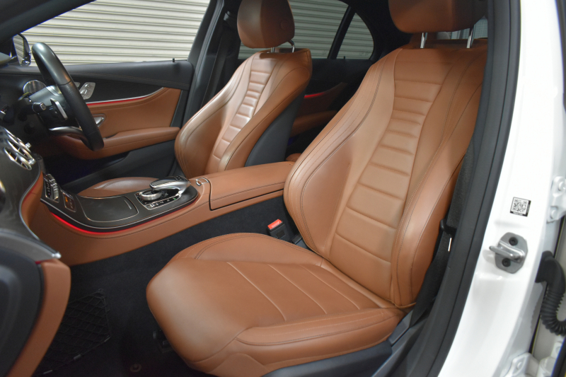 メルセデスベンツ Eクラス E300 AVG ｽﾎﾟｰﾂ ｴｸｽｸﾙｰｼﾌﾞ ﾚｰﾀﾞｰｾｰﾌﾃｨP 中期型 全席ﾋｰﾀｰ革 ﾃﾞｨｽﾄﾛ AMGｴｱﾛ19AW ｷｰGo ﾌｯﾄｹﾞｰﾄ ﾍｯﾄﾞｱｯﾌﾟD ﾌﾞﾙﾒｽﾀｰS ﾅﾋﾞTV 360ｶﾒﾗ 2年保証