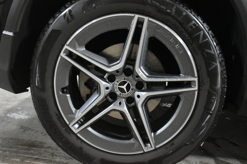 メルセデスベンツ GLC GLC220d 4ﾏﾁｯｸ  AMGﾗｲﾝ ﾚｻﾞｰｴｸｽｸﾙｰｼﾌﾞ ﾚｰﾀﾞｰｾｰﾌﾃｨP 後期型 1ｵｰﾅｰ車両 ｻﾝﾙｰﾌ 全席ﾋｰﾀｰ赤黒革 ﾃﾞｨｽﾄﾛﾆｯｸﾌﾟﾗｽ ﾌﾞﾗｲﾝﾄﾞｽﾎﾟｯﾄ ﾚｰﾝｷｰﾌﾟ AMGｴｱﾛ19AW ｷｰGO PTS ﾌｯﾄｹﾞｰﾄ HUD ﾌﾞﾙﾒｽﾀｰS 地ﾃﾞｼﾞﾅﾋﾞ 360ｶﾒﾗ 2年保証