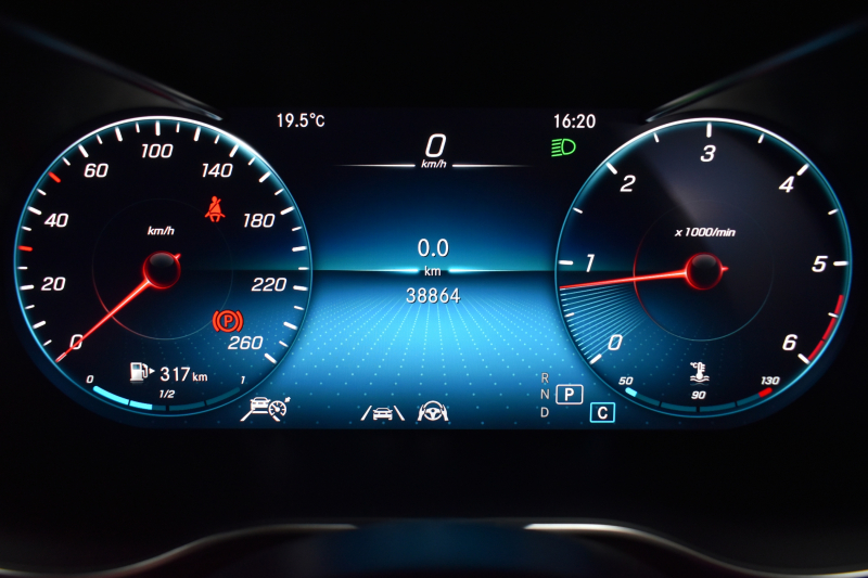 メルセデスベンツ GLC GLC220d 4ﾏﾁｯｸ  AMGﾗｲﾝ ﾚｻﾞｰｴｸｽｸﾙｰｼﾌﾞ ﾚｰﾀﾞｰｾｰﾌﾃｨP 後期型 1ｵｰﾅｰ車両 ｻﾝﾙｰﾌ 全席ﾋｰﾀｰ赤黒革 ﾃﾞｨｽﾄﾛﾆｯｸﾌﾟﾗｽ ﾌﾞﾗｲﾝﾄﾞｽﾎﾟｯﾄ ﾚｰﾝｷｰﾌﾟ AMGｴｱﾛ19AW ｷｰGO PTS ﾌｯﾄｹﾞｰﾄ HUD ﾌﾞﾙﾒｽﾀｰS 地ﾃﾞｼﾞﾅﾋﾞ 360ｶﾒﾗ 2年保証