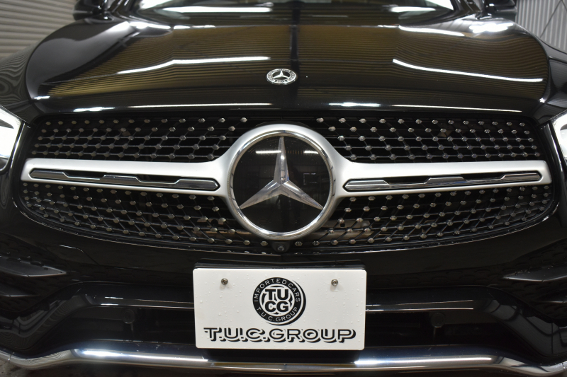 メルセデスベンツ GLC GLC220d 4ﾏﾁｯｸ  AMGﾗｲﾝ ﾚｻﾞｰｴｸｽｸﾙｰｼﾌﾞ ﾚｰﾀﾞｰｾｰﾌﾃｨP 後期型 1ｵｰﾅｰ車両 ｻﾝﾙｰﾌ 全席ﾋｰﾀｰ赤黒革 ﾃﾞｨｽﾄﾛﾆｯｸﾌﾟﾗｽ ﾌﾞﾗｲﾝﾄﾞｽﾎﾟｯﾄ ﾚｰﾝｷｰﾌﾟ AMGｴｱﾛ19AW ｷｰGO PTS ﾌｯﾄｹﾞｰﾄ HUD ﾌﾞﾙﾒｽﾀｰS 地ﾃﾞｼﾞﾅﾋﾞ 360ｶﾒﾗ 2年保証