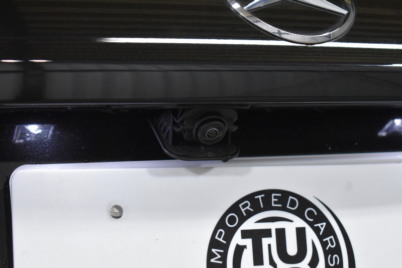 メルセデスベンツ GLC GLC220d 4ﾏﾁｯｸ  AMGﾗｲﾝ ﾚｻﾞｰｴｸｽｸﾙｰｼﾌﾞ ﾚｰﾀﾞｰｾｰﾌﾃｨP 後期型 1ｵｰﾅｰ車両 ｻﾝﾙｰﾌ 全席ﾋｰﾀｰ赤黒革 ﾃﾞｨｽﾄﾛﾆｯｸﾌﾟﾗｽ ﾌﾞﾗｲﾝﾄﾞｽﾎﾟｯﾄ ﾚｰﾝｷｰﾌﾟ AMGｴｱﾛ19AW ｷｰGO PTS ﾌｯﾄｹﾞｰﾄ HUD ﾌﾞﾙﾒｽﾀｰS 地ﾃﾞｼﾞﾅﾋﾞ 360ｶﾒﾗ 2年保証