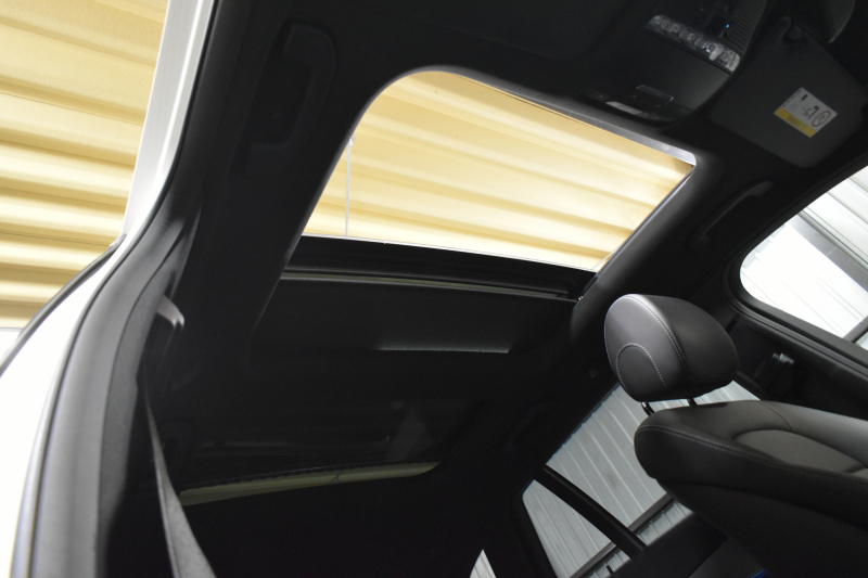 メルセデスベンツ Cクラス C180 ﾜｺﾞﾝ ﾛｰﾚｳｽｴﾃﾞｨｼｮﾝ ﾚｰﾀﾞｰｾｰﾌﾃｨP 特別仕様車 MEｺﾈｸﾄ ﾊﾟﾉﾗﾏｻﾝﾙｰﾌ ﾋｰﾀｰ黒革 ﾃﾞｨｽﾄﾛ BSM Lｷｰﾌﾟ AMGｴｱﾛ18AW ｷｰﾚｽGO PTS 電動ﾘｱｹﾞｰﾄ LEDﾍｯﾄﾞﾗｲﾄ 地ﾃﾞｼﾞﾅﾋﾞ Bｶﾒﾗ 2年保証