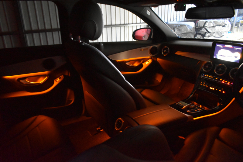 メルセデスベンツ Cクラス C180 ﾜｺﾞﾝ ﾛｰﾚｳｽｴﾃﾞｨｼｮﾝ ﾚｰﾀﾞｰｾｰﾌﾃｨP 特別仕様車 MEｺﾈｸﾄ ﾊﾟﾉﾗﾏｻﾝﾙｰﾌ ﾋｰﾀｰ黒革 ﾃﾞｨｽﾄﾛ BSM Lｷｰﾌﾟ AMGｴｱﾛ18AW ｷｰﾚｽGO PTS 電動ﾘｱｹﾞｰﾄ LEDﾍｯﾄﾞﾗｲﾄ 地ﾃﾞｼﾞﾅﾋﾞ Bｶﾒﾗ 2年保証