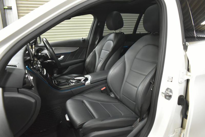 メルセデスベンツ Cクラス C180 ﾜｺﾞﾝ ﾛｰﾚｳｽｴﾃﾞｨｼｮﾝ ﾚｰﾀﾞｰｾｰﾌﾃｨP 特別仕様車 MEｺﾈｸﾄ ﾊﾟﾉﾗﾏｻﾝﾙｰﾌ ﾋｰﾀｰ黒革 ﾃﾞｨｽﾄﾛ BSM Lｷｰﾌﾟ AMGｴｱﾛ18AW ｷｰﾚｽGO PTS 電動ﾘｱｹﾞｰﾄ LEDﾍｯﾄﾞﾗｲﾄ 地ﾃﾞｼﾞﾅﾋﾞ Bｶﾒﾗ 2年保証