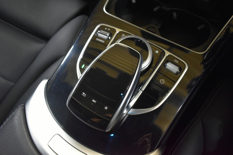 メルセデスベンツ Cクラス C180 ﾜｺﾞﾝ ﾛｰﾚｳｽｴﾃﾞｨｼｮﾝ ﾚｰﾀﾞｰｾｰﾌﾃｨP 特別仕様車 MEｺﾈｸﾄ ﾊﾟﾉﾗﾏｻﾝﾙｰﾌ ﾋｰﾀｰ黒革 ﾃﾞｨｽﾄﾛ BSM Lｷｰﾌﾟ AMGｴｱﾛ18AW ｷｰﾚｽGO PTS 電動ﾘｱｹﾞｰﾄ LEDﾍｯﾄﾞﾗｲﾄ 地ﾃﾞｼﾞﾅﾋﾞ Bｶﾒﾗ 2年保証