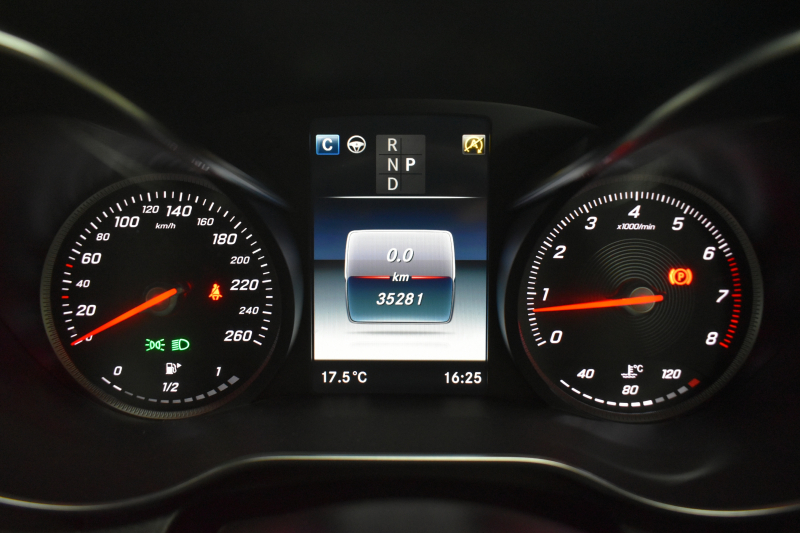 メルセデスベンツ Cクラス C180 ﾜｺﾞﾝ ﾛｰﾚｳｽｴﾃﾞｨｼｮﾝ ﾚｰﾀﾞｰｾｰﾌﾃｨP 特別仕様車 MEｺﾈｸﾄ ﾊﾟﾉﾗﾏｻﾝﾙｰﾌ ﾋｰﾀｰ黒革 ﾃﾞｨｽﾄﾛ BSM Lｷｰﾌﾟ AMGｴｱﾛ18AW ｷｰﾚｽGO PTS 電動ﾘｱｹﾞｰﾄ LEDﾍｯﾄﾞﾗｲﾄ 地ﾃﾞｼﾞﾅﾋﾞ Bｶﾒﾗ 2年保証