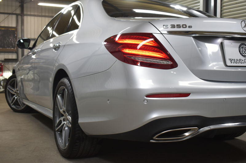 メルセデスベンツ Eクラス E350e AVG ｽﾎﾟｰﾂ ｴｸｽｸﾙｰｼﾌﾞP ﾚｰﾀﾞｰｾｰﾌﾃｨP PHV  ﾊﾟﾉﾗﾏｻﾝﾙｰﾌ ﾌﾞﾙﾒｽﾀｰS 全席ﾋｰﾀｰ黒革 ﾃﾞｨｽﾄﾛ ﾚｰﾝﾁｪﾝｼﾞ ﾌﾞﾗｲﾝﾄﾞｽﾎﾟｯﾄ AMGｴｱﾛ19AW ｷｰGO PTS ﾌｯﾄｹﾞｰﾄ 地デジ360ｶﾒ 2年保証