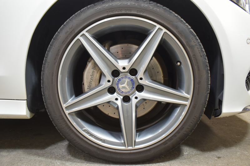 メルセデスベンツ Cクラス C200AVG AMGﾗｲﾝ ﾚｰﾀﾞｰｾｰﾌﾃｨP 高出力Eg ﾋｰﾀｰ革  ﾃﾞｨｽﾄﾛﾆｯｸ ﾌﾞﾗｲﾝﾄﾞS Lｷｰﾌﾟ ｷ-ﾚｽGo AMGｴｱﾛ18AW 地ﾃﾞｼﾞBｶﾒﾗ ﾊﾟｰｸﾄﾛ 2年保証