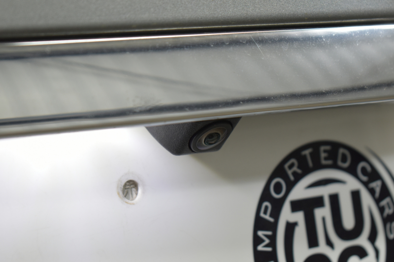 メルセデスベンツ Eクラス メルセデスベンツ Eクラス E250 AVG AMGｽﾎﾟｰﾂ ﾚｰﾀﾞｰｾｰﾌﾃｨP 後期 ﾋｰﾀｰ半革 ﾃﾞｨｽﾄﾛ ﾌﾞﾗｲﾝﾄﾞｽﾎﾟｯﾄ Lｷｰﾌﾟ ｷｰﾚｽGo AMGｴｱﾛ18AW ﾊﾟｰｸﾄﾛ LEDﾍｯﾄﾞ 駐車支援 地ﾃﾞｼﾞﾅﾋﾞ 360ｶﾒﾗ 2年保証