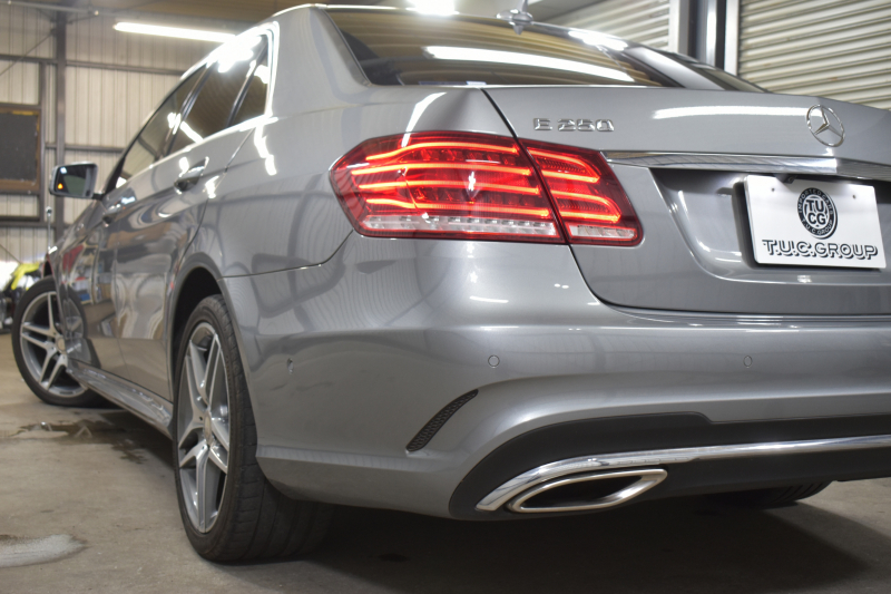 メルセデスベンツ Eクラス メルセデスベンツ Eクラス E250 AVG AMGｽﾎﾟｰﾂ ﾚｰﾀﾞｰｾｰﾌﾃｨP 後期 ﾋｰﾀｰ半革 ﾃﾞｨｽﾄﾛ ﾌﾞﾗｲﾝﾄﾞｽﾎﾟｯﾄ Lｷｰﾌﾟ ｷｰﾚｽGo AMGｴｱﾛ18AW ﾊﾟｰｸﾄﾛ LEDﾍｯﾄﾞ 駐車支援 地ﾃﾞｼﾞﾅﾋﾞ 360ｶﾒﾗ 2年保証