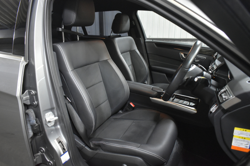 メルセデスベンツ Eクラス メルセデスベンツ Eクラス E250 AVG AMGｽﾎﾟｰﾂ ﾚｰﾀﾞｰｾｰﾌﾃｨP 後期 ﾋｰﾀｰ半革 ﾃﾞｨｽﾄﾛ ﾌﾞﾗｲﾝﾄﾞｽﾎﾟｯﾄ Lｷｰﾌﾟ ｷｰﾚｽGo AMGｴｱﾛ18AW ﾊﾟｰｸﾄﾛ LEDﾍｯﾄﾞ 駐車支援 地ﾃﾞｼﾞﾅﾋﾞ 360ｶﾒﾗ 2年保証