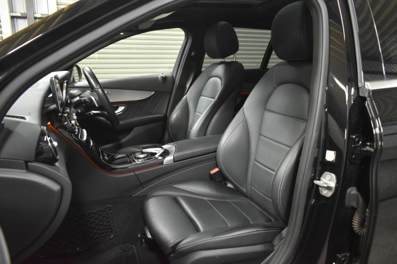 メルセデスベンツ Cクラス C180 ﾜｺﾞﾝ ﾛｰﾚｳｽｴﾃﾞｨｼｮﾝ ﾚｰﾀﾞｰｾｰﾌﾃｨP 特別仕様車 MEｺﾈｸﾄ ﾊﾟﾉﾗﾏｻﾝﾙｰﾌ ﾋｰﾀｰ黒革 ﾃﾞｨｽﾄﾛ BSM Lｷｰﾌﾟ AMGｴｱﾛ18AW ｷｰﾚｽGO PTS 電動ﾘｱｹﾞｰﾄ LEDﾍｯﾄﾞﾗｲﾄ 地ﾃﾞｼﾞﾅﾋﾞ Bｶﾒﾗ 2年保証