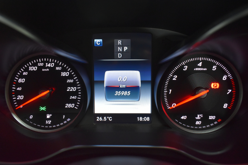 メルセデスベンツ Cクラス C180 ﾜｺﾞﾝ ﾛｰﾚｳｽｴﾃﾞｨｼｮﾝ ﾚｰﾀﾞｰｾｰﾌﾃｨP 特別仕様車 MEｺﾈｸﾄ ﾊﾟﾉﾗﾏｻﾝﾙｰﾌ ﾋｰﾀｰ黒革 ﾃﾞｨｽﾄﾛ BSM Lｷｰﾌﾟ AMGｴｱﾛ18AW ｷｰﾚｽGO PTS 電動ﾘｱｹﾞｰﾄ LEDﾍｯﾄﾞﾗｲﾄ 地ﾃﾞｼﾞﾅﾋﾞ Bｶﾒﾗ 2年保証