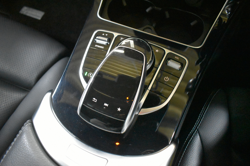 メルセデスベンツ Cクラス C180 ﾜｺﾞﾝ ﾛｰﾚｳｽｴﾃﾞｨｼｮﾝ ﾚｰﾀﾞｰｾｰﾌﾃｨP 特別仕様車 MEｺﾈｸﾄ ﾊﾟﾉﾗﾏｻﾝﾙｰﾌ ﾋｰﾀｰ黒革 ﾃﾞｨｽﾄﾛ BSM Lｷｰﾌﾟ AMGｴｱﾛ18AW ｷｰﾚｽGO PTS 電動ﾘｱｹﾞｰﾄ LEDﾍｯﾄﾞﾗｲﾄ 地ﾃﾞｼﾞﾅﾋﾞ Bｶﾒﾗ 2年保証