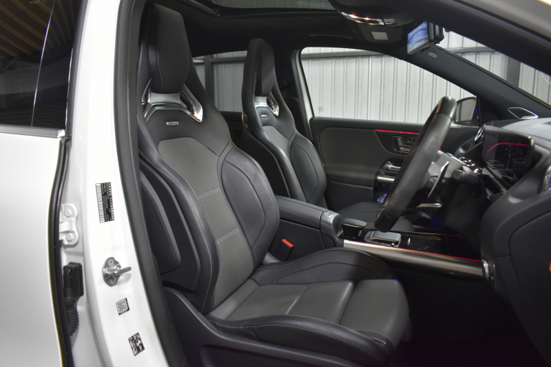 AMG GLA AMG GLA GLA45 S 4ﾏﾁｯｸﾌﾟﾗｽ AMGﾊﾟﾌｫｰﾏﾝｽP AMGｱﾄﾞﾊﾞﾝｽﾄﾞP ﾚｰﾀﾞｰｾｰﾌﾃｨP ﾊﾟﾉﾗﾏｻﾝﾙｰﾌ ﾌﾞﾙﾒS 革 ﾍﾞﾝﾁﾚｰﾀｰ ﾊﾟﾌｫｰﾏﾝｽｴｸﾞｿﾞｰｽﾄ HUD ｱﾄﾞﾊﾞﾝｽﾄﾞｻｳﾝﾄﾞ MBUXﾅﾋﾞTV 360ｶﾒﾗ ﾌｯﾄｹﾞｰﾄ ﾃﾞｨｽﾄﾛ ﾌﾞﾗｲﾝﾄﾞS 2年保証