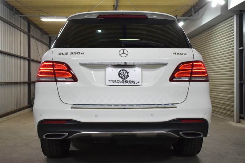 メルセデスベンツ GLE GLE350d 4ﾏﾁｯｸ ｽﾎﾟｰﾂ ﾚｰﾀﾞｰP 全席ﾋｰﾀｰ黒革 ﾊﾟﾉﾗﾏｻﾝﾙｰﾌ ﾊｰﾏﾝｶｰﾄﾞﾝ ﾃﾞｨｽﾄﾛ ﾌﾞﾗｲﾝﾄﾞｽﾎﾟｯﾄ ﾚｰﾝｷｰﾌﾟ AMGｴｱﾛ20AW ｻｲﾄﾞﾗﾝﾆﾝｸﾞﾎﾞｰﾄﾞ地ﾃﾞｼﾞﾅﾋﾞ360ｶﾒﾗ ﾊﾟｰｸﾄﾛ 2年保証