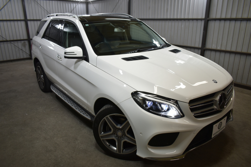 メルセデスベンツ GLE GLE350d 4ﾏﾁｯｸ ｽﾎﾟｰﾂ ﾚｰﾀﾞｰP 全席ﾋｰﾀｰ黒革 ﾊﾟﾉﾗﾏｻﾝﾙｰﾌ ﾊｰﾏﾝｶｰﾄﾞﾝ ﾃﾞｨｽﾄﾛ ﾌﾞﾗｲﾝﾄﾞｽﾎﾟｯﾄ ﾚｰﾝｷｰﾌﾟ AMGｴｱﾛ20AW ｻｲﾄﾞﾗﾝﾆﾝｸﾞﾎﾞｰﾄﾞ地ﾃﾞｼﾞﾅﾋﾞ360ｶﾒﾗ ﾊﾟｰｸﾄﾛ 2年保証
