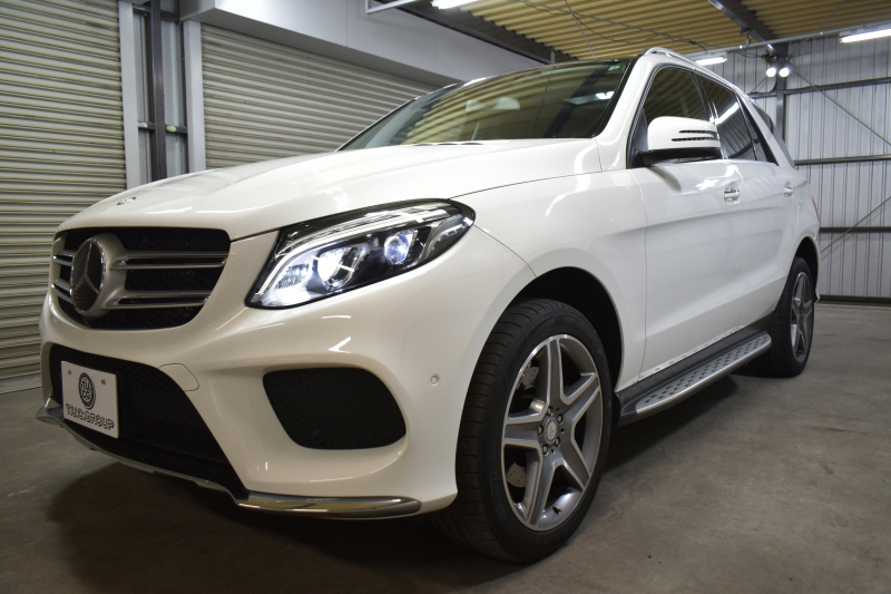 メルセデスベンツ GLE GLE350d 4ﾏﾁｯｸ ｽﾎﾟｰﾂ ﾚｰﾀﾞｰP 全席ﾋｰﾀｰ黒革 ﾊﾟﾉﾗﾏｻﾝﾙｰﾌ ﾊｰﾏﾝｶｰﾄﾞﾝ ﾃﾞｨｽﾄﾛ ﾌﾞﾗｲﾝﾄﾞｽﾎﾟｯﾄ ﾚｰﾝｷｰﾌﾟ AMGｴｱﾛ20AW ｻｲﾄﾞﾗﾝﾆﾝｸﾞﾎﾞｰﾄﾞ地ﾃﾞｼﾞﾅﾋﾞ360ｶﾒﾗ ﾊﾟｰｸﾄﾛ 2年保証