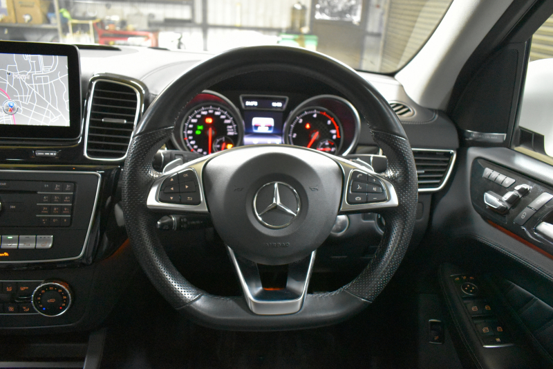 メルセデスベンツ GLE GLE350d 4ﾏﾁｯｸ ｽﾎﾟｰﾂ ﾚｰﾀﾞｰP 全席ﾋｰﾀｰ黒革 ﾊﾟﾉﾗﾏｻﾝﾙｰﾌ ﾊｰﾏﾝｶｰﾄﾞﾝ ﾃﾞｨｽﾄﾛ ﾌﾞﾗｲﾝﾄﾞｽﾎﾟｯﾄ ﾚｰﾝｷｰﾌﾟ AMGｴｱﾛ20AW ｻｲﾄﾞﾗﾝﾆﾝｸﾞﾎﾞｰﾄﾞ地ﾃﾞｼﾞﾅﾋﾞ360ｶﾒﾗ ﾊﾟｰｸﾄﾛ 2年保証