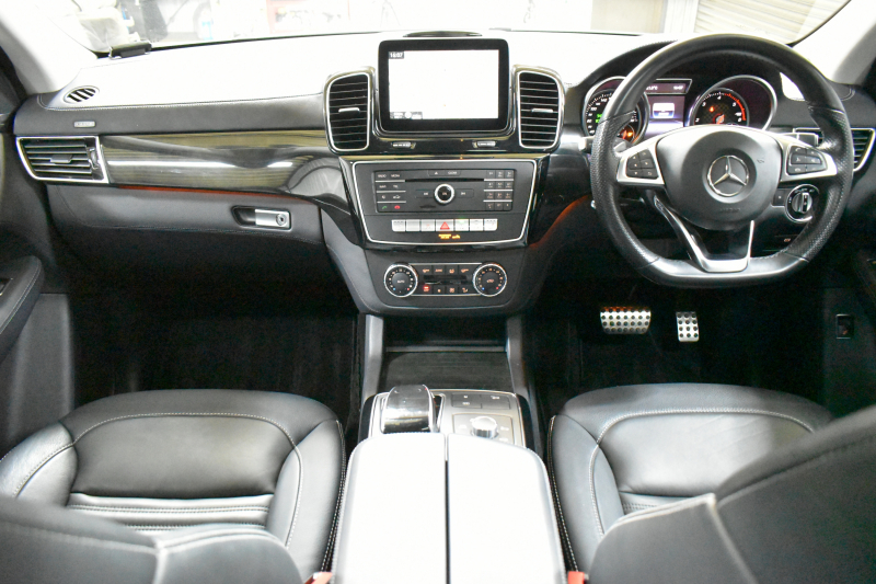 メルセデスベンツ GLE GLE350d 4ﾏﾁｯｸ ｽﾎﾟｰﾂ ﾚｰﾀﾞｰP 全席ﾋｰﾀｰ黒革 ﾊﾟﾉﾗﾏｻﾝﾙｰﾌ ﾊｰﾏﾝｶｰﾄﾞﾝ ﾃﾞｨｽﾄﾛ ﾌﾞﾗｲﾝﾄﾞｽﾎﾟｯﾄ ﾚｰﾝｷｰﾌﾟ AMGｴｱﾛ20AW ｻｲﾄﾞﾗﾝﾆﾝｸﾞﾎﾞｰﾄﾞ地ﾃﾞｼﾞﾅﾋﾞ360ｶﾒﾗ ﾊﾟｰｸﾄﾛ 2年保証