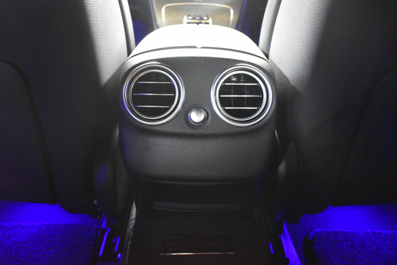 メルセデスベンツ Cクラス C220dﾜｺﾞﾝ ｱﾊﾞﾝｷﾞｬﾙﾄﾞﾚｻﾞｰｴｸｽｸﾙｰｼﾌﾞP ﾚｰﾀﾞｰｾｰﾌﾃｨP 後期 黒革 ﾌﾞﾙﾒｽﾀｰS HUD 液晶ﾒｰﾀｰ ﾌｯﾄｹﾞｰﾄ AMGｴｱﾛ18AW ﾃﾞｨｽﾄﾛ ﾌﾞﾗｲﾝﾄﾞS ﾅﾋﾞTV Bｶﾒﾗ ｷｰﾚｽｺﾞｰ 2年保証