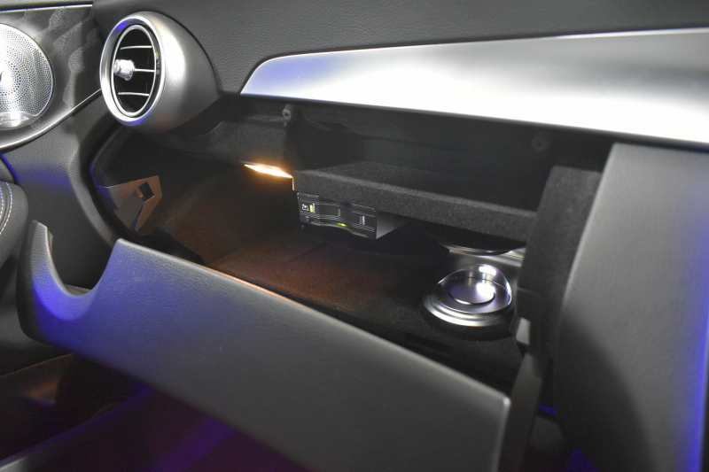 メルセデスベンツ Cクラス C220dﾜｺﾞﾝ ｱﾊﾞﾝｷﾞｬﾙﾄﾞﾚｻﾞｰｴｸｽｸﾙｰｼﾌﾞP ﾚｰﾀﾞｰｾｰﾌﾃｨP 後期 黒革 ﾌﾞﾙﾒｽﾀｰS HUD 液晶ﾒｰﾀｰ ﾌｯﾄｹﾞｰﾄ AMGｴｱﾛ18AW ﾃﾞｨｽﾄﾛ ﾌﾞﾗｲﾝﾄﾞS ﾅﾋﾞTV Bｶﾒﾗ ｷｰﾚｽｺﾞｰ 2年保証