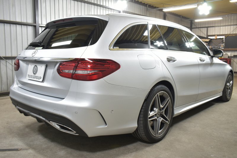 メルセデスベンツ Cクラス C220dﾜｺﾞﾝ ｱﾊﾞﾝｷﾞｬﾙﾄﾞﾚｻﾞｰｴｸｽｸﾙｰｼﾌﾞP ﾚｰﾀﾞｰｾｰﾌﾃｨP 後期 黒革 ﾌﾞﾙﾒｽﾀｰS HUD 液晶ﾒｰﾀｰ ﾌｯﾄｹﾞｰﾄ AMGｴｱﾛ18AW ﾃﾞｨｽﾄﾛ ﾌﾞﾗｲﾝﾄﾞS ﾅﾋﾞTV Bｶﾒﾗ ｷｰﾚｽｺﾞｰ 2年保証