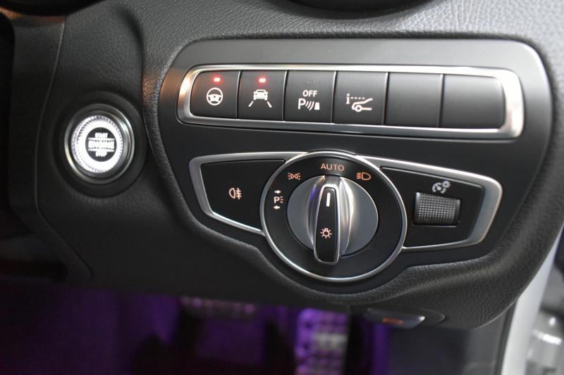 メルセデスベンツ Cクラス C220dﾜｺﾞﾝ ｱﾊﾞﾝｷﾞｬﾙﾄﾞﾚｻﾞｰｴｸｽｸﾙｰｼﾌﾞP ﾚｰﾀﾞｰｾｰﾌﾃｨP 後期 黒革 ﾌﾞﾙﾒｽﾀｰS HUD 液晶ﾒｰﾀｰ ﾌｯﾄｹﾞｰﾄ AMGｴｱﾛ18AW ﾃﾞｨｽﾄﾛ ﾌﾞﾗｲﾝﾄﾞS ﾅﾋﾞTV Bｶﾒﾗ ｷｰﾚｽｺﾞｰ 2年保証