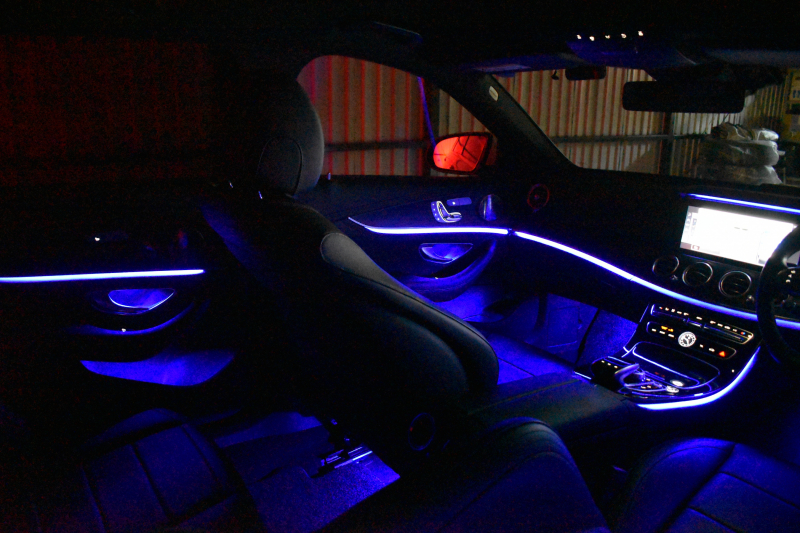 メルセデスベンツ Eクラス E200ﾜｺﾞﾝ AVG AMGﾗｲﾝ ｴｸｽｸﾙｰｼﾌﾞP ﾚｰﾀﾞｰｾｰﾌﾃｨP 革 AMGｴｱﾛ19AW ﾌﾞﾙﾒｽﾀｰS HUD ｴｱﾊﾞﾗﾝｽP ﾅﾋﾞTV 360ｶﾒﾗ ﾌｯﾄｹﾞｰﾄ ﾃﾞｨｽﾄﾛﾆｯｸ ﾌﾞﾗｲﾝﾄﾞS 2年保証