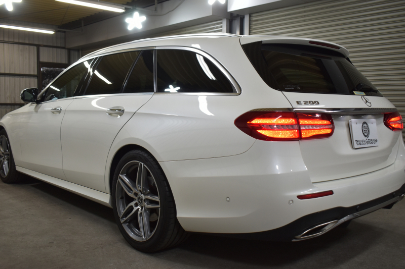 メルセデスベンツ Eクラス E200ﾜｺﾞﾝ AVG AMGﾗｲﾝ ｴｸｽｸﾙｰｼﾌﾞP ﾚｰﾀﾞｰｾｰﾌﾃｨP 革 AMGｴｱﾛ19AW ﾌﾞﾙﾒｽﾀｰS HUD ｴｱﾊﾞﾗﾝｽP ﾅﾋﾞTV 360ｶﾒﾗ ﾌｯﾄｹﾞｰﾄ ﾃﾞｨｽﾄﾛﾆｯｸ ﾌﾞﾗｲﾝﾄﾞS 2年保証