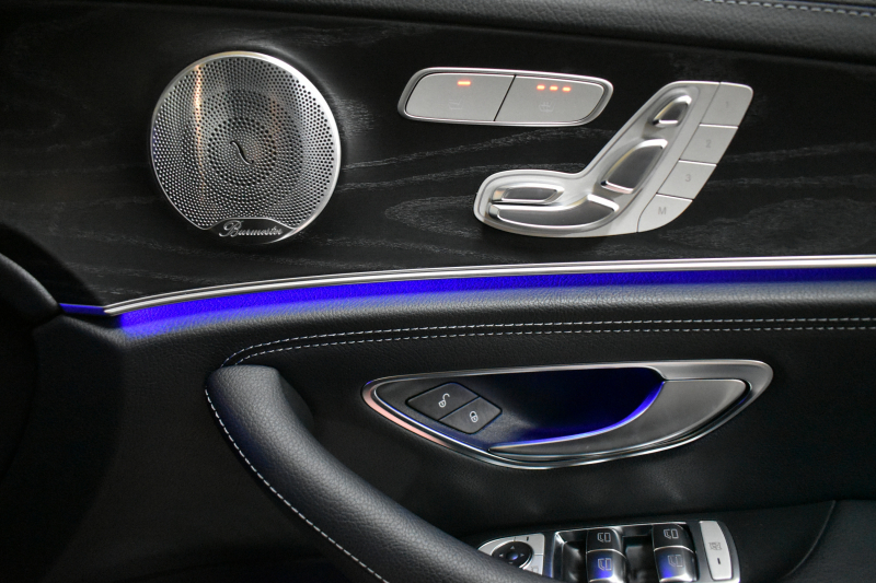 メルセデスベンツ Eクラス E200ﾜｺﾞﾝ AVG AMGﾗｲﾝ ｴｸｽｸﾙｰｼﾌﾞP ﾚｰﾀﾞｰｾｰﾌﾃｨP 革 AMGｴｱﾛ19AW ﾌﾞﾙﾒｽﾀｰS HUD ｴｱﾊﾞﾗﾝｽP ﾅﾋﾞTV 360ｶﾒﾗ ﾌｯﾄｹﾞｰﾄ ﾃﾞｨｽﾄﾛﾆｯｸ ﾌﾞﾗｲﾝﾄﾞS 2年保証