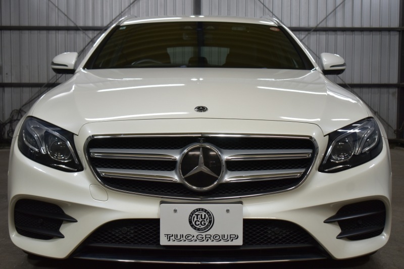 メルセデスベンツ Eクラス E200ﾜｺﾞﾝ AVG AMGﾗｲﾝ ｴｸｽｸﾙｰｼﾌﾞP ﾚｰﾀﾞｰｾｰﾌﾃｨP 革 AMGｴｱﾛ19AW ﾌﾞﾙﾒｽﾀｰS HUD ｴｱﾊﾞﾗﾝｽP ﾅﾋﾞTV 360ｶﾒﾗ ﾌｯﾄｹﾞｰﾄ ﾃﾞｨｽﾄﾛﾆｯｸ ﾌﾞﾗｲﾝﾄﾞS 2年保証