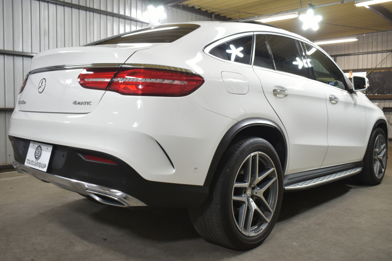 メルセデスベンツ GLE GLE350d 4ﾏﾁｯｸ ｸｰﾍﾟｽﾎﾟｰﾂ ﾚｰﾀﾞｰP 3.0ℓV型6気筒ﾀｰﾎﾞ 全席ﾋｰﾀｰ黒革 ﾊﾟﾉﾗﾏｻﾝﾙｰﾌ ﾊｰﾏﾝｶｰﾄﾞﾝ ﾃﾞｨｽﾄﾛ ﾌﾞﾗｲﾝﾄﾞｽﾎﾟｯﾄ ﾚｰﾝｷｰﾌﾟ AMGｴｱﾛ21AW ｻｲﾄﾞﾗﾝﾆﾝｸﾞﾎﾞｰﾄﾞ地ﾃﾞｼﾞﾅﾋﾞ360ｶﾒﾗ ﾊﾟｰｸﾄﾛ 2年保証