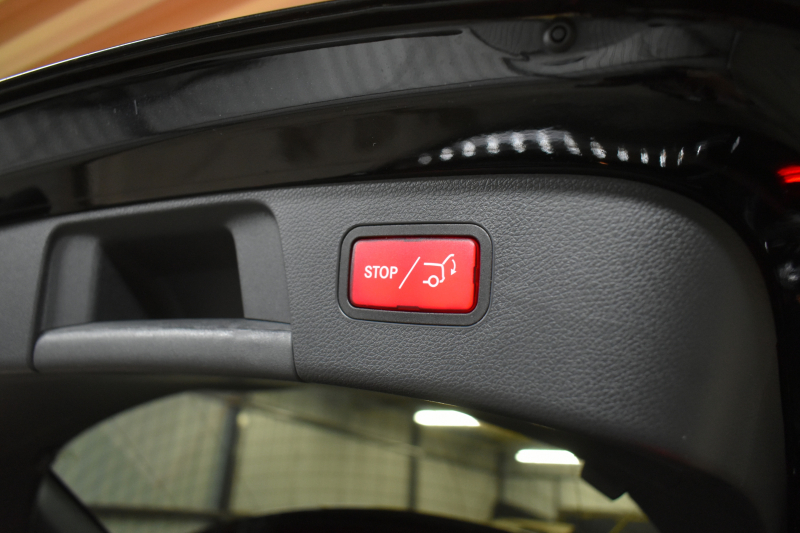 メルセデスベンツ GLA GLA220 4M ﾚｻﾞｰEXC ﾚｰﾀﾞｰSP  後期型 184馬力 4WD  ﾊﾟﾉﾗﾏｻﾝﾙｰﾌ ﾋｰﾀｰ黒革 ﾃﾞｨｽﾄﾛ Bｽﾎﾟｯﾄ 専用18AW&ﾊﾞﾝﾊﾟｰ 駐車支援 ｷｰGO ﾊｰﾏﾝK PTS ﾌｯﾄｹﾞｰﾄ 地ﾃﾞｼﾞBｶﾒﾗ 2年保証