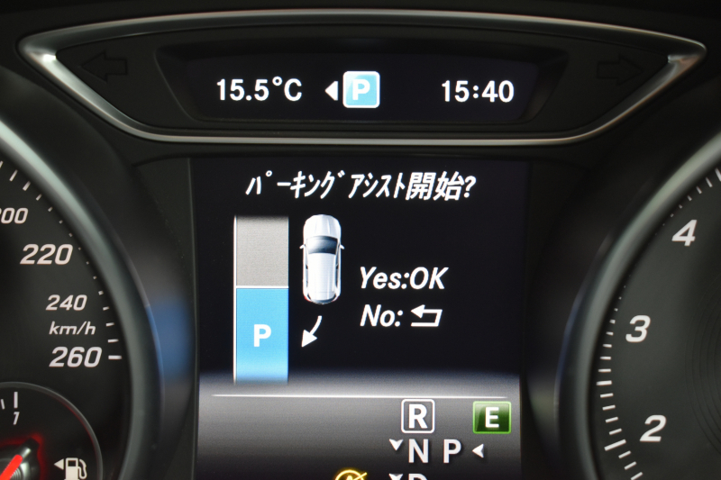 メルセデスベンツ GLA GLA220 4M ﾚｻﾞｰEXC ﾚｰﾀﾞｰSP  後期型 184馬力 4WD  ﾊﾟﾉﾗﾏｻﾝﾙｰﾌ ﾋｰﾀｰ黒革 ﾃﾞｨｽﾄﾛ Bｽﾎﾟｯﾄ 専用18AW&ﾊﾞﾝﾊﾟｰ 駐車支援 ｷｰGO ﾊｰﾏﾝK PTS ﾌｯﾄｹﾞｰﾄ 地ﾃﾞｼﾞBｶﾒﾗ 2年保証