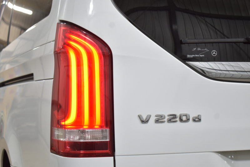 メルセデスベンツ Vクラス V220d ｱﾊﾞﾝｷﾞｬﾙﾄﾞ ﾛﾝｸﾞ EXCｼｰﾄP AMGﾗｲﾝ ﾚｰﾀﾞｰｾｰﾌﾃｨP 1ｵｰﾅｰ ﾊﾟﾉﾗﾏｻﾝﾙｰﾌ 革 AMGｴｱﾛ19AW ﾌﾞﾙﾒｽﾀｰｻｳﾝﾄﾞ MBUXﾅﾋﾞTV 360ｶﾒﾗ ﾃﾞｨｽﾄﾛ ﾌﾞﾗｲﾝﾄﾞS 両側電動ｽﾗｲﾄﾞﾄﾞｱ 2列目ﾋｰﾀｰｸｰﾗｰ革 2年保証