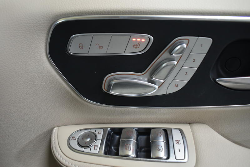 メルセデスベンツ Vクラス V220d ｱﾊﾞﾝｷﾞｬﾙﾄﾞ ﾛﾝｸﾞ EXCｼｰﾄP AMGﾗｲﾝ ﾚｰﾀﾞｰｾｰﾌﾃｨP 1ｵｰﾅｰ ﾊﾟﾉﾗﾏｻﾝﾙｰﾌ 革 AMGｴｱﾛ19AW ﾌﾞﾙﾒｽﾀｰｻｳﾝﾄﾞ MBUXﾅﾋﾞTV 360ｶﾒﾗ ﾃﾞｨｽﾄﾛ ﾌﾞﾗｲﾝﾄﾞS 両側電動ｽﾗｲﾄﾞﾄﾞｱ 2列目ﾋｰﾀｰｸｰﾗｰ革 2年保証