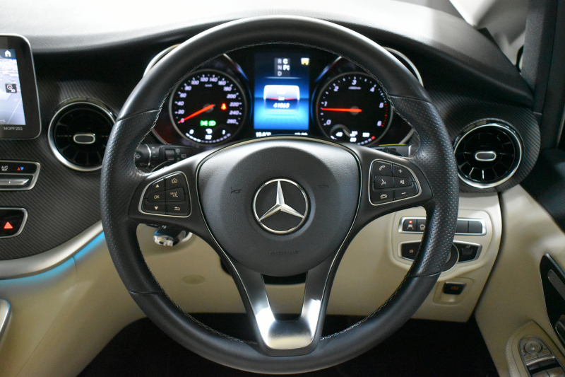 メルセデスベンツ Vクラス V220d ｱﾊﾞﾝｷﾞｬﾙﾄﾞ ﾛﾝｸﾞ EXCｼｰﾄP AMGﾗｲﾝ ﾚｰﾀﾞｰｾｰﾌﾃｨP 1ｵｰﾅｰ ﾊﾟﾉﾗﾏｻﾝﾙｰﾌ 革 AMGｴｱﾛ19AW ﾌﾞﾙﾒｽﾀｰｻｳﾝﾄﾞ MBUXﾅﾋﾞTV 360ｶﾒﾗ ﾃﾞｨｽﾄﾛ ﾌﾞﾗｲﾝﾄﾞS 両側電動ｽﾗｲﾄﾞﾄﾞｱ 2列目ﾋｰﾀｰｸｰﾗｰ革 2年保証