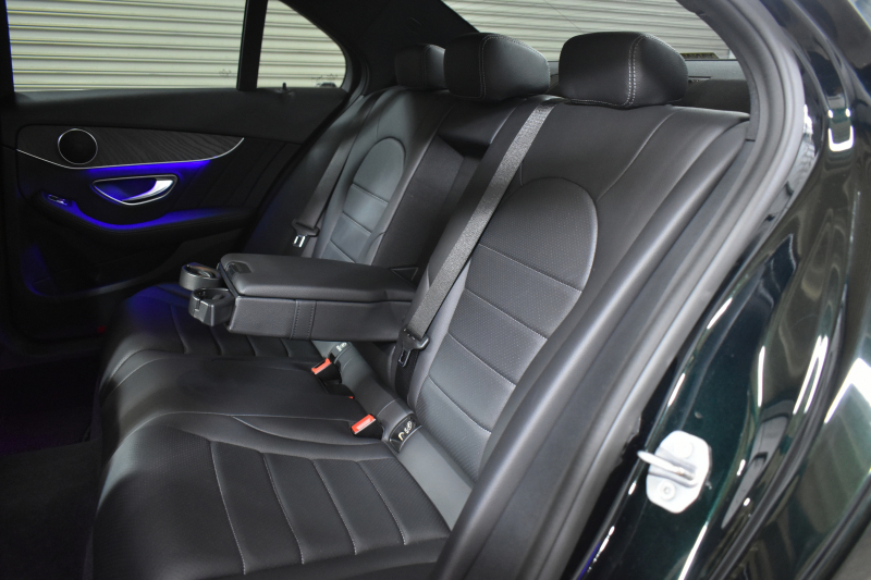 メルセデスベンツ Cクラス C200 AVG AMGﾗｲﾝ ﾚｰﾀﾞｰｾｰﾌﾃｨP 後期型 ﾋｰﾀｰ黒革 ﾃﾞｨｽﾄﾛ BSM Lﾁｪﾝｼﾞ 誤発進 AMGｴｱﾛ18AW ｷｰﾚｽGO ﾊﾟｰｸﾄﾛ LEDﾍｯﾄﾞﾗｲﾄ ﾏﾙﾁｱﾝﾋﾞｴﾝﾄ 地ﾃﾞｼﾞﾅﾋﾞBｶﾒﾗ 2年保証