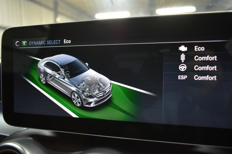 メルセデスベンツ Cクラス C200 AVG AMGﾗｲﾝ ﾚｰﾀﾞｰｾｰﾌﾃｨP 後期型 ﾋｰﾀｰ黒革 ﾃﾞｨｽﾄﾛ BSM Lﾁｪﾝｼﾞ 誤発進 AMGｴｱﾛ18AW ｷｰﾚｽGO ﾊﾟｰｸﾄﾛ LEDﾍｯﾄﾞﾗｲﾄ ﾏﾙﾁｱﾝﾋﾞｴﾝﾄ 地ﾃﾞｼﾞﾅﾋﾞBｶﾒﾗ 2年保証