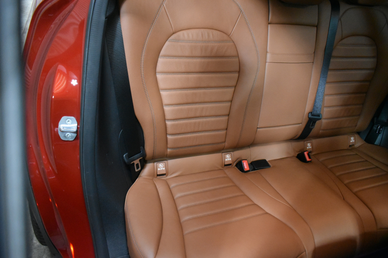 AMG GLC GLC43 4MATIC  ｴｸｽｸﾙｰｼﾌﾞ ﾚｰﾀﾞｰｾｰﾌﾃｨP 後期型 1ｵｰﾅｰ車両 390馬力V6 ﾊﾟﾉﾗﾏｻﾝR MBUXｼｽﾃﾑ ﾋｰﾀｰｸｰﾗｰ革 ﾃﾞｨｽﾄﾛ BSM Lﾁｪﾝｼﾞ AMGｴｱﾛ20AW ｷｰﾚｽGO PTS  HUD  対話式ﾅﾋﾞTV 360ｶﾒ 2年保証